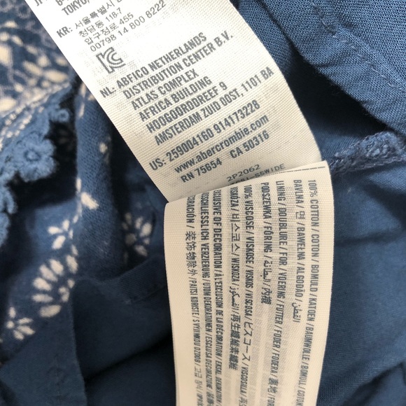 Abercrombie kids 5T dress - Picture 3 of 3